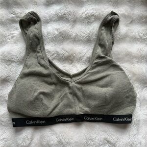 Calvin Klein Women's Charcoal Bralette
